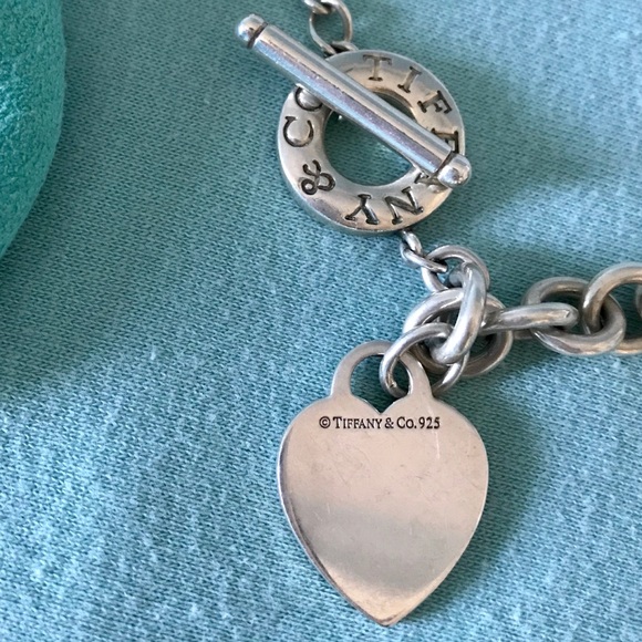 0.925 Sterling Tiffany Heart Toggle Necklace - Picture 3 of 7